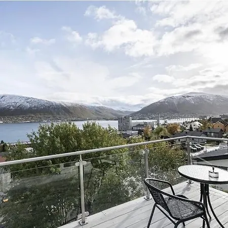 Amazing Near The Center Apartment *