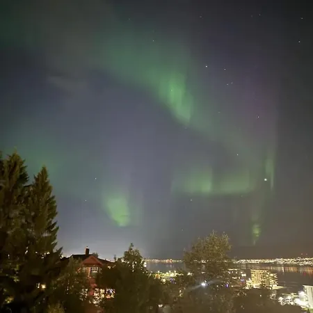 Amazing Near The Center Apartment *